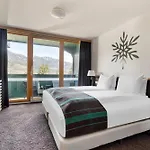 Alpine Club Апарт-отель 4*