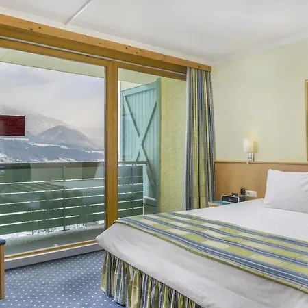 Alpine Club 아파트호텔 슈라드밍