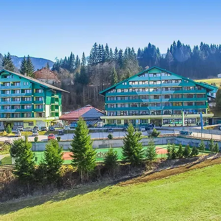 Alpine Club 4*