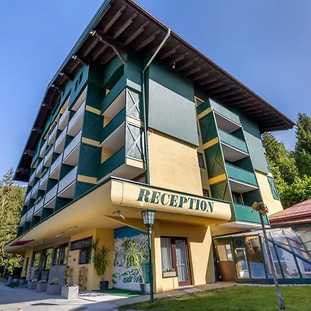 Alpine Club 斯拉德明