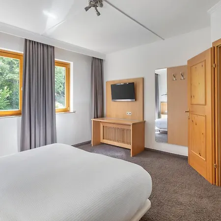 아파트호텔 Alpine Club 4*