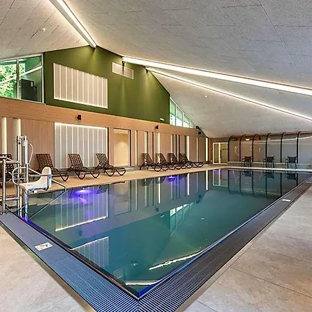 Alpine Club Appart hôtel 4*