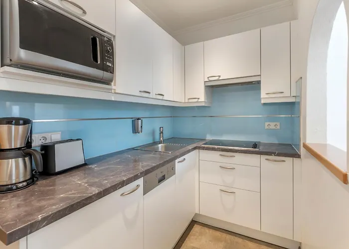 Alpine Club 公寓式酒店 斯拉德明