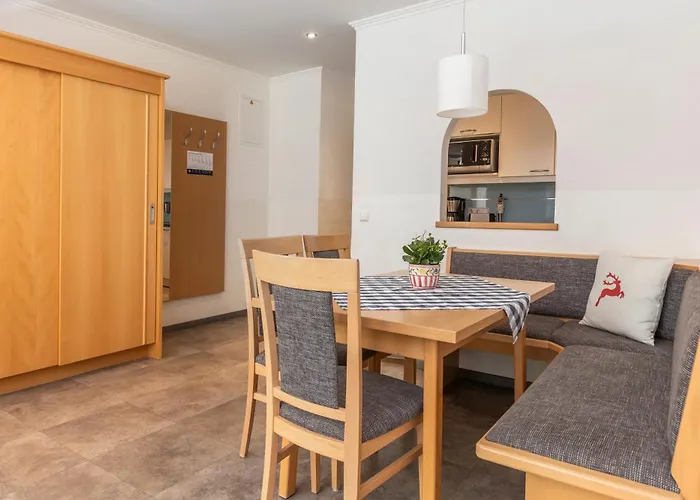 Alpine Club 公寓式酒店