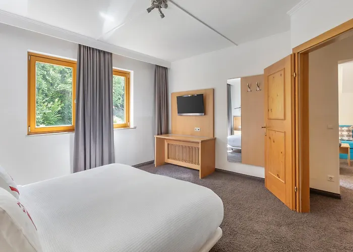 Aparthotel Alpine Club 4*