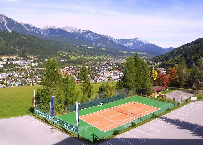 Alpine Club 公寓式酒店 斯拉德明